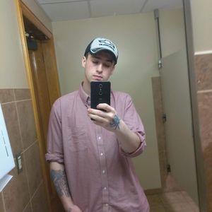 Meet your Posher, Aaron